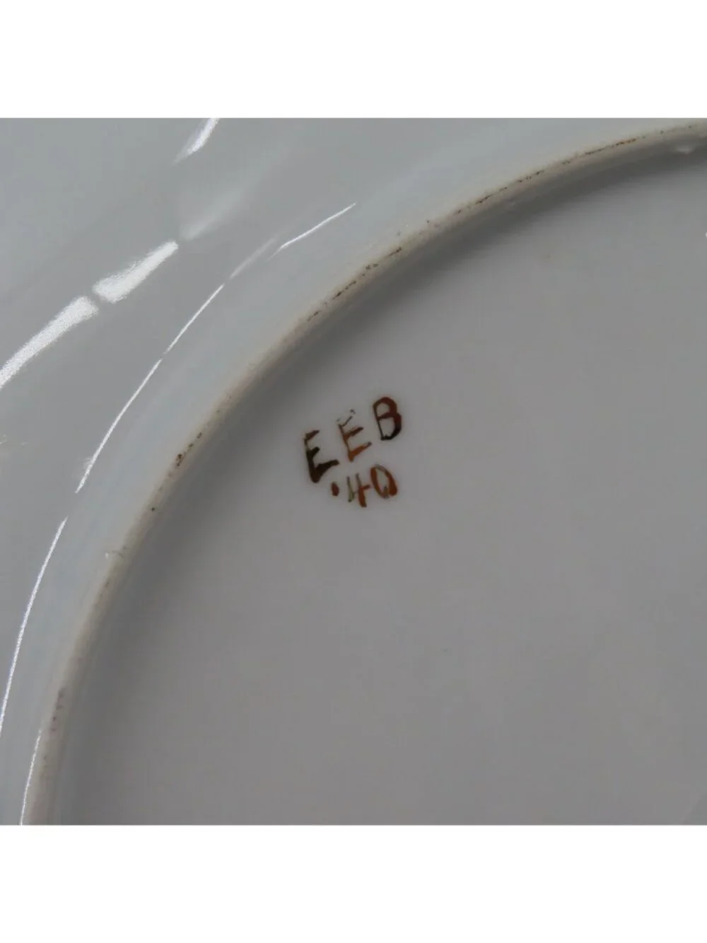 Hutschenreuther Selb Bavaria 10.6in B Gold Monogram Initial Solid White Plate